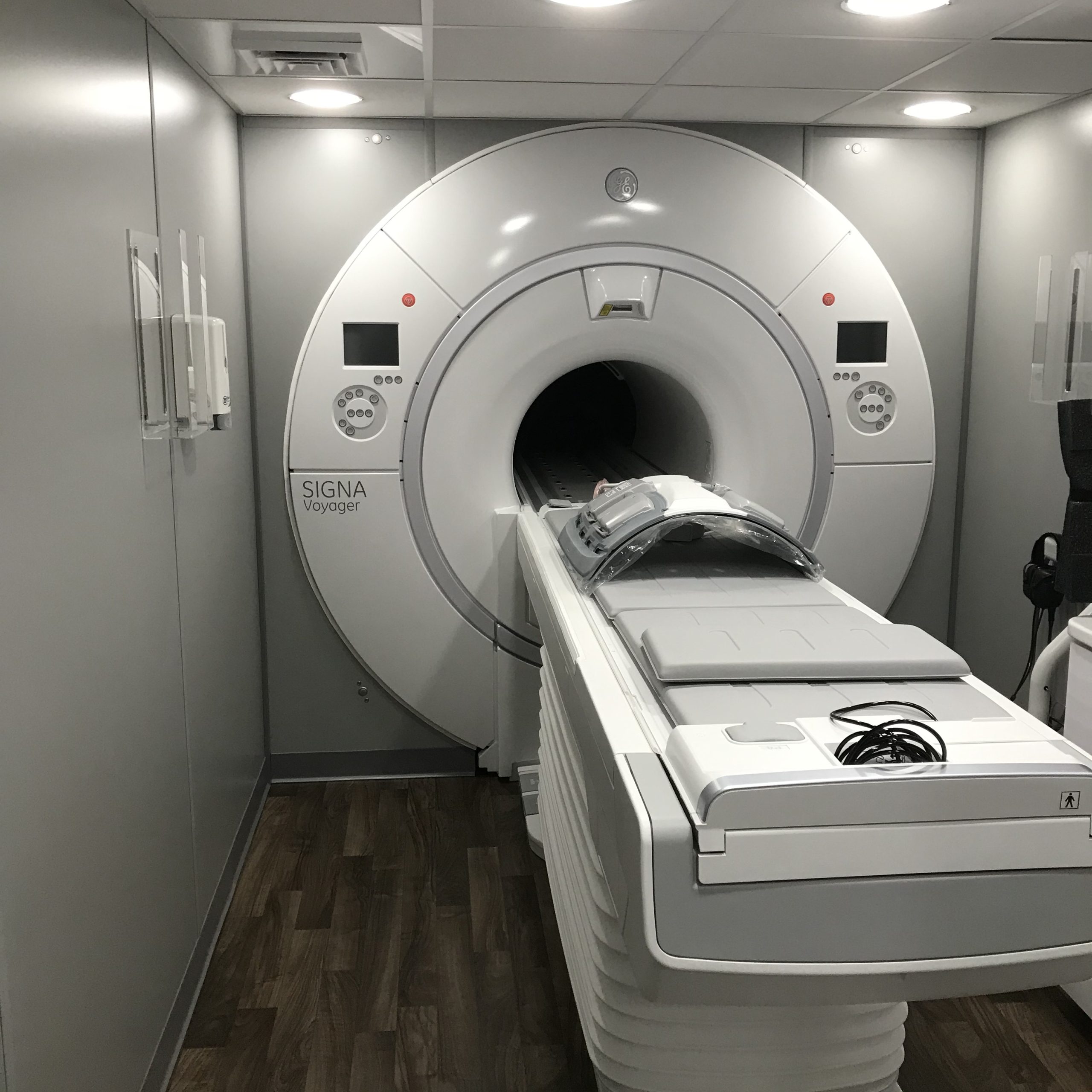 The Benefits of Leasing an MRI Machine Rather than Buying - Shared Imaging